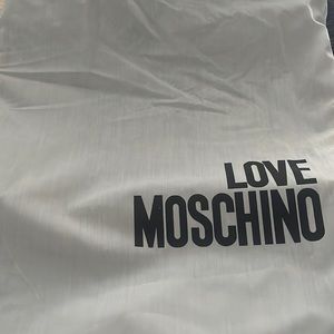 Hand bag